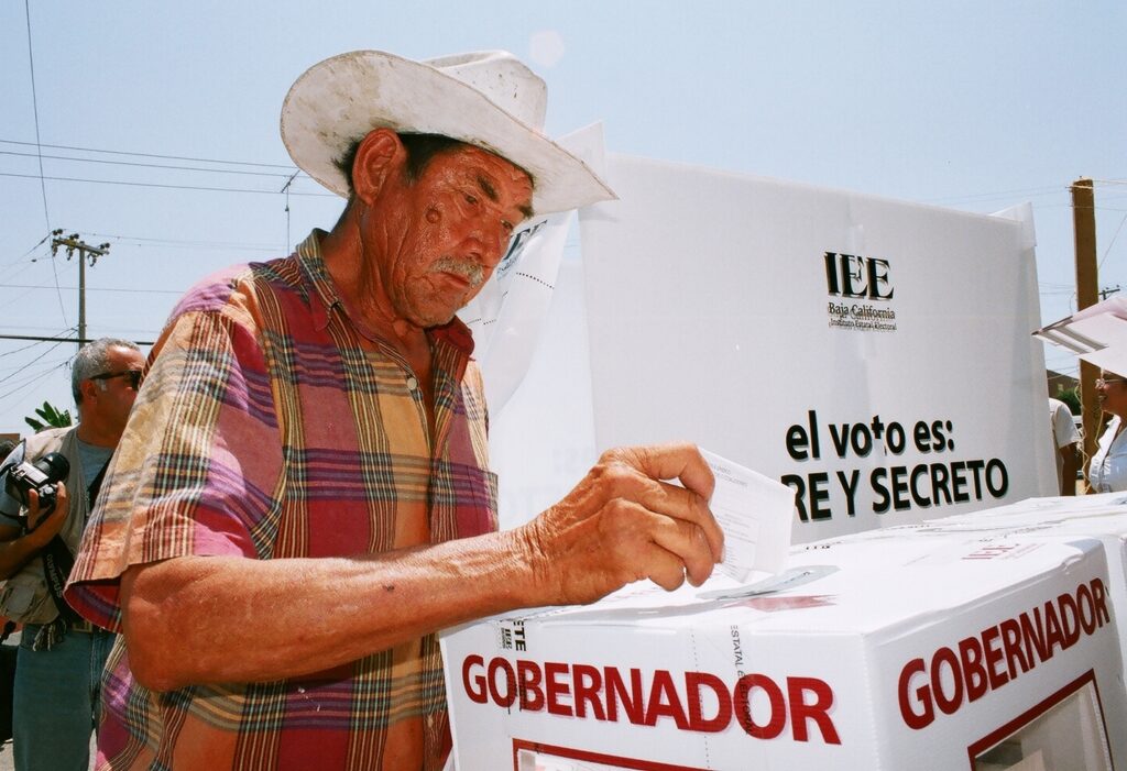 Morena parte con ventaja en 2027, pero siete estados se complican