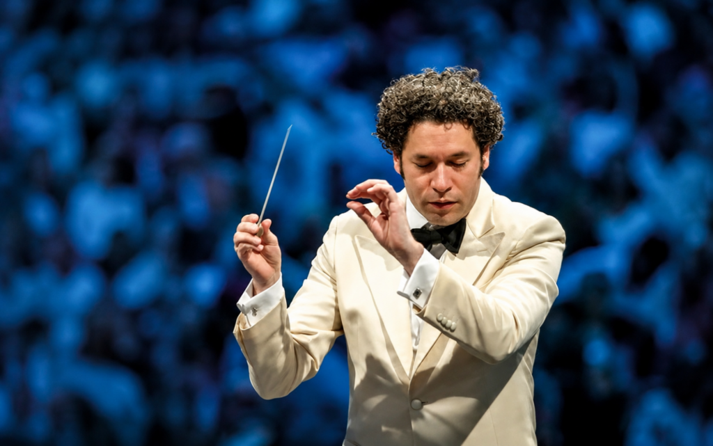 Gustavo Dudamel cierra una era de 17 años con la Filarmónica de Los Ángeles