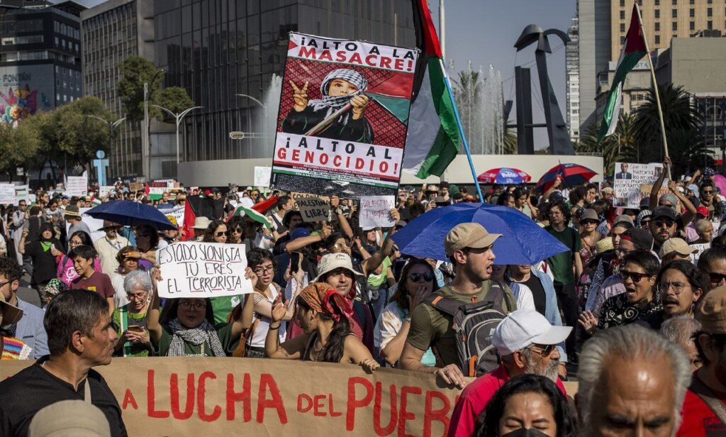 Marcha pro Palestina en CDMX reúne a cientos con demandas contra la política hacia Israel