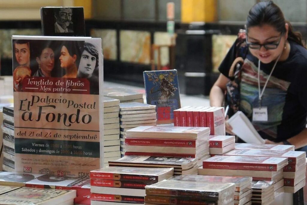 ¡Libros a precio de remate! Ediciones Era llega a Los Pinos antes de suspender actividades