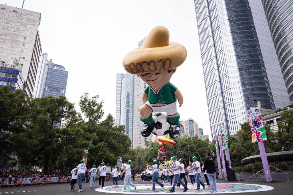Futbol y cultura conquistan Reforma en una celebración multitudinaria rumbo al Mundial