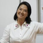 Perú: Keiko Fujimori mantiene ventaja mínima con 98% de votos escrutados
