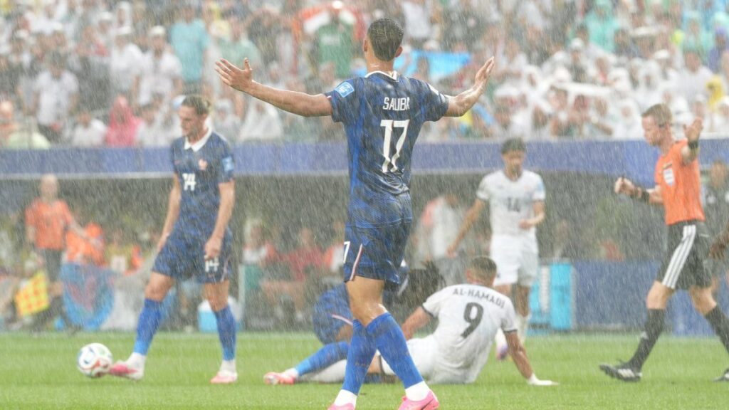 Tormenta eléctrica obliga a suspender Francia vs Irak en Mundial 2026