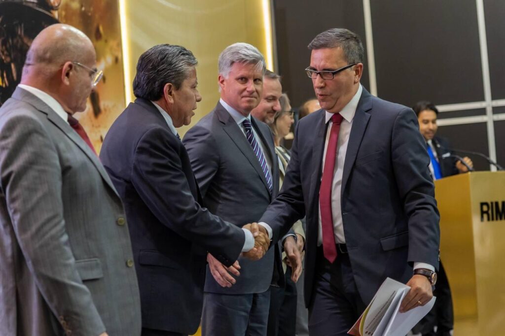 Zacatecas manda señal minera a Canadá