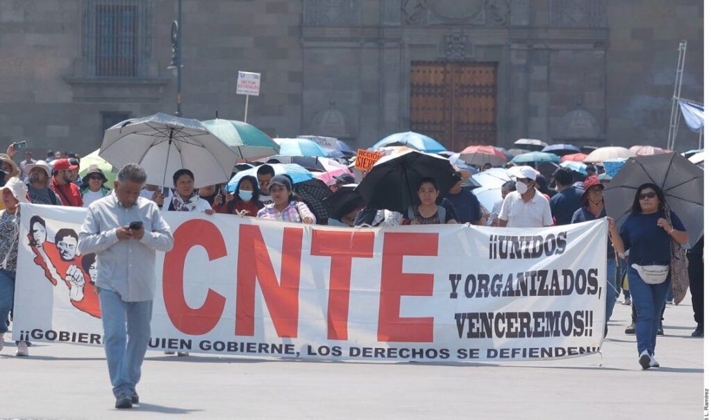 CNTE mantiene paro indefinido y rechaza poner fin a la huelga nacional