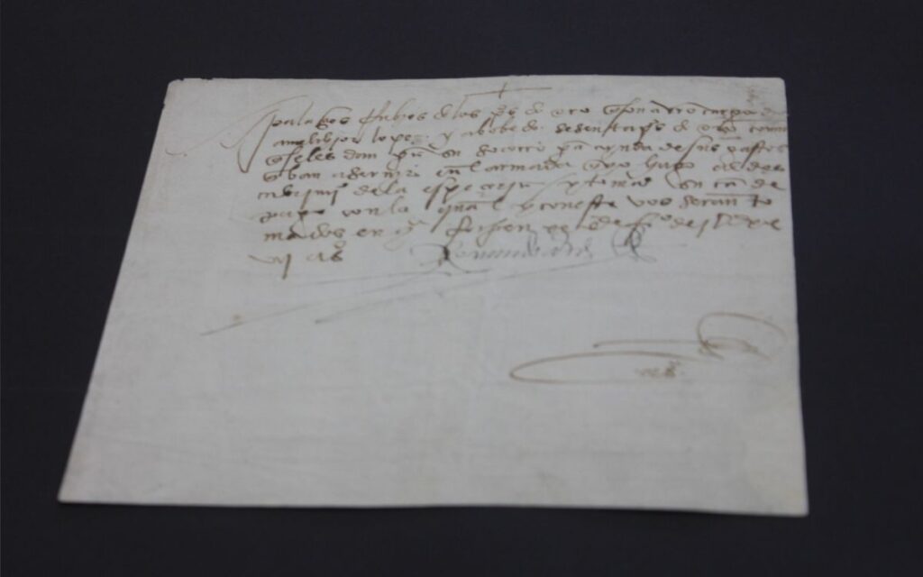México recupera un documento firmado por Hernán Cortés tras más de 30 años desaparecido