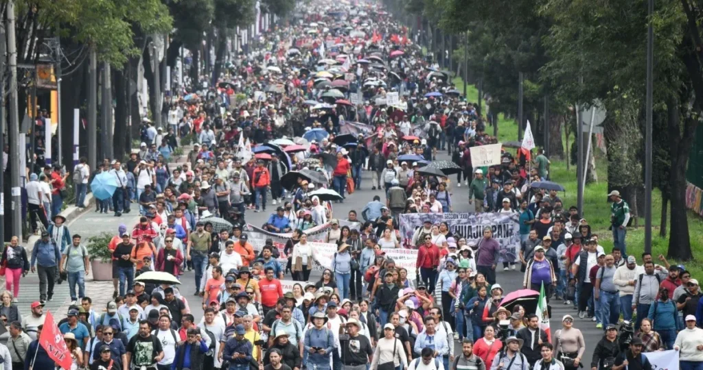 SEP enfrenta nueva jornada de protestas de la CNTE por demandas laborales pendientes