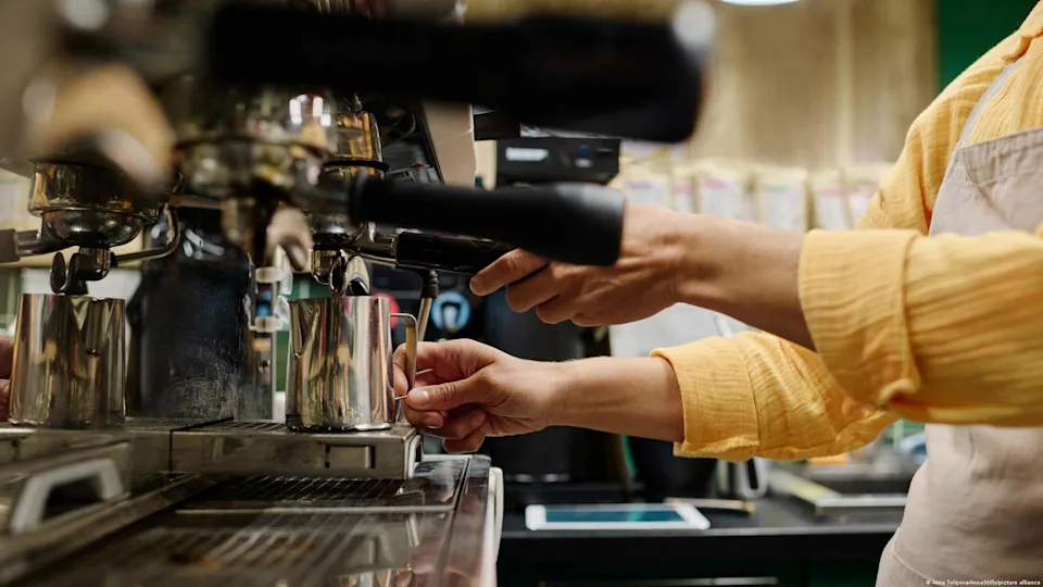 ¿Cuántas tazas de café puedes tomar al día? La Asociación Estadounidense del Corazón responde
