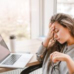 ¿Terminas el fin de semana y sigues cansado? Los hábitos que ayudan a recuperar la energía de verdad