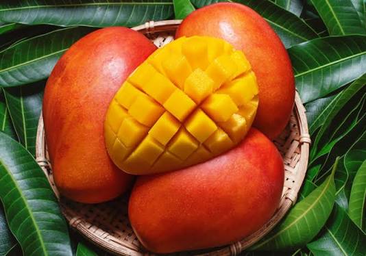 ¿Es bueno comer mango todos los días? Estos son sus beneficios y quiénes deben consumirlo con precaución