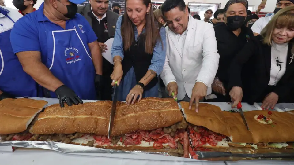 La Feria de la Torta 2026 llega a CDMX con una mega torta de 100 metros, conciertos y entrada gratis