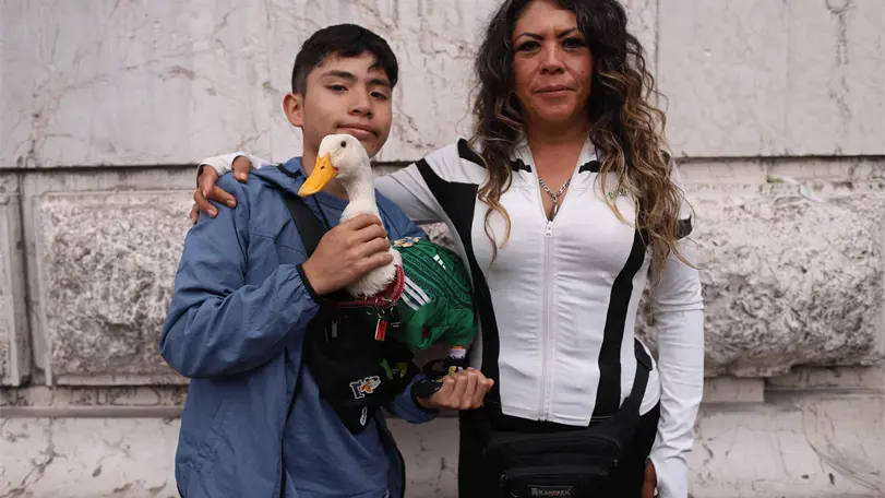 La historia del pato Merlín tuvo un nuevo capítulo: familia logra acceder a una vivienda