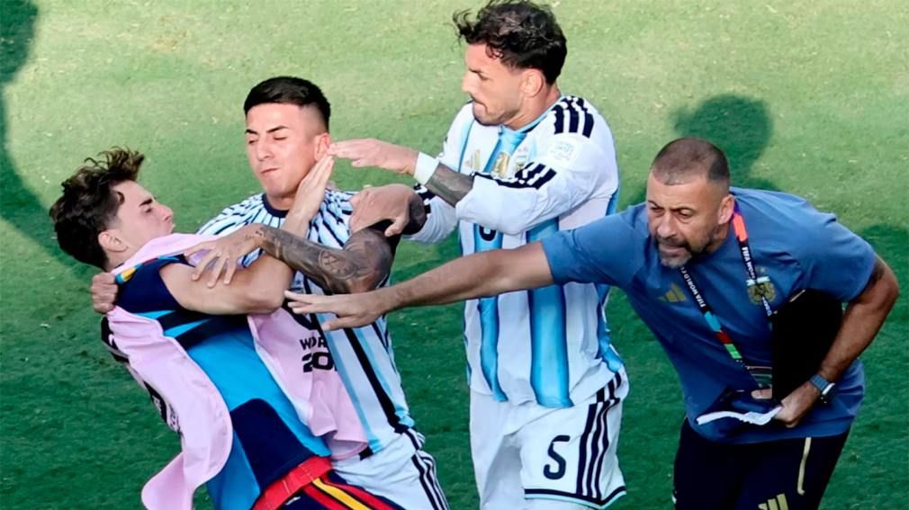 ¿Qué pasó? El origen de la bronca entre Leandro Paredes y Gavi en la final del Mundial