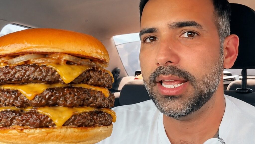 ¿Qué significa la ‘hamburguesa triple’ y por qué todos hablan de ella?