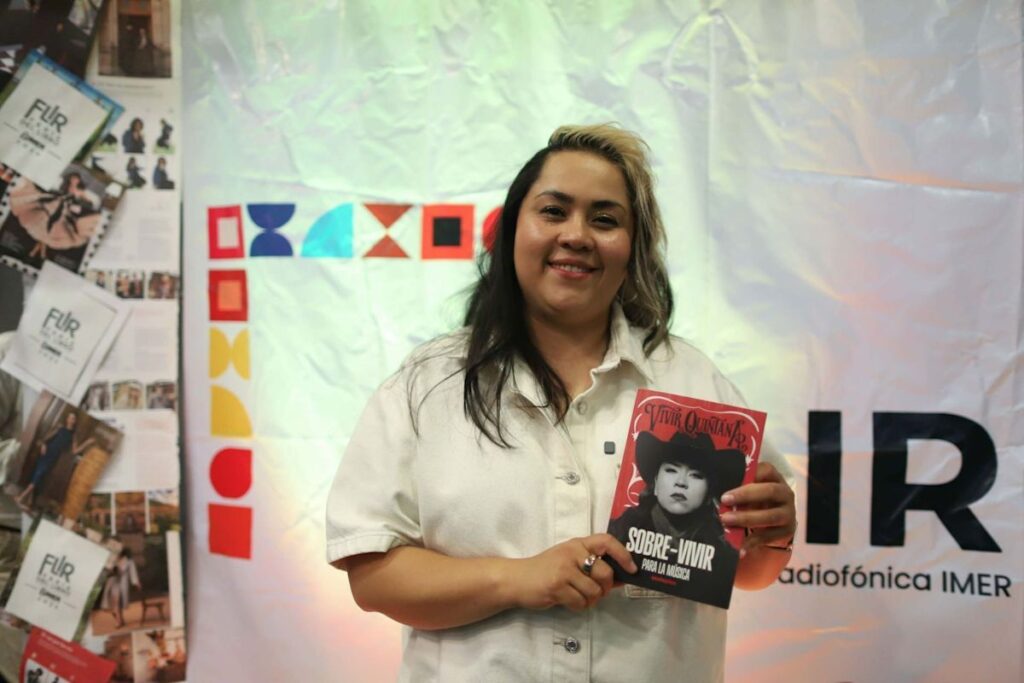 Vivir Quintana presenta su autobiografía: memoria, música y resistencia