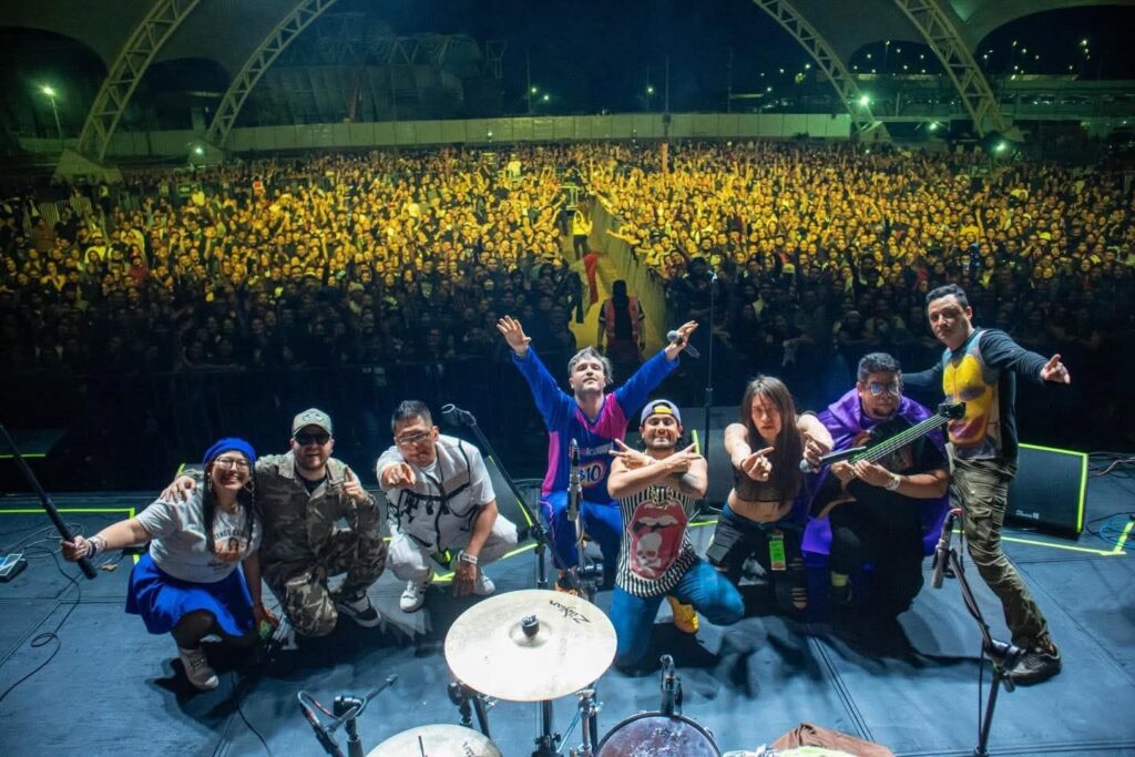 Música, cultura y emprendimiento reúnen a miles de jóvenes en CDMX